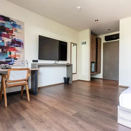 Otel Khai 4*