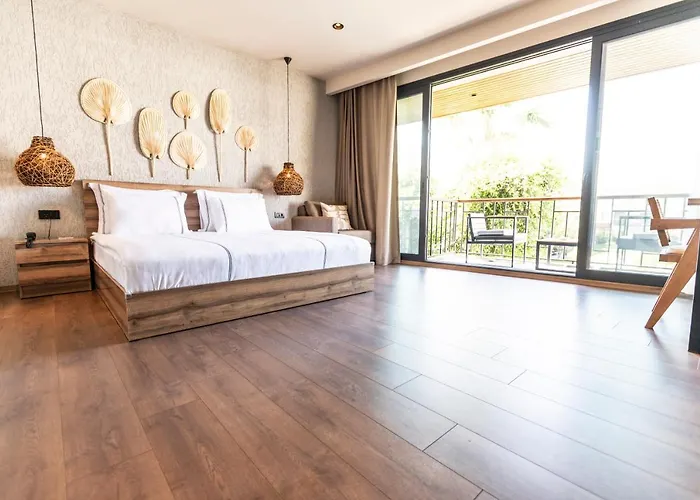 Hotel Khai 4*