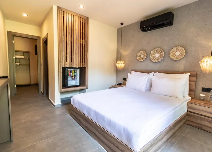 Hotel Khai 4*