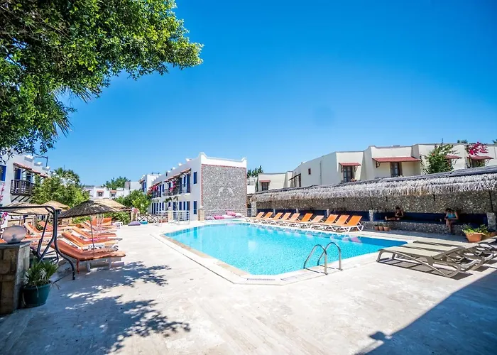 Hotel Khai 4*