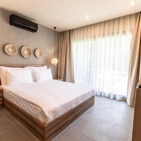 Hotel Khai 4*