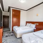 Khai 4*