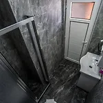 Hotell Khai 4*